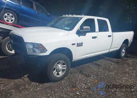 2018 Ram 2500 Tradesman 4X4 8' Box из США, поврежденный, VIN 3C6UR5HJ5JG302714